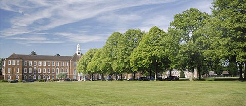st_swithun_school_winchester.jpg